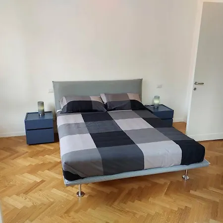 Maestrale Flexyrent - Parking - Wifi - A C Apartman Rapallo