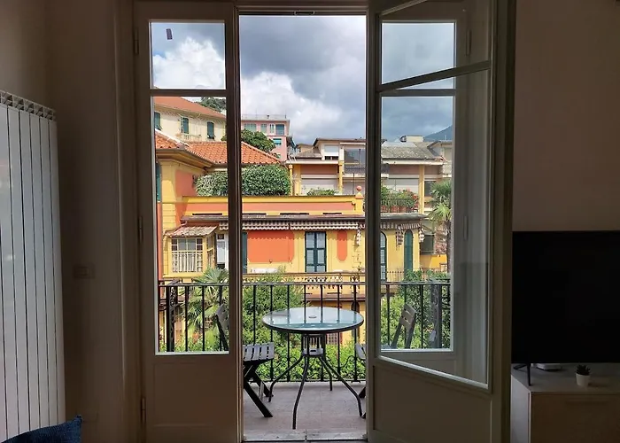 Maestrale Flexyrent - Parking - Wifi - A C Apartman Rapallo